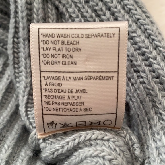 Cupcakes & Cashmere Gray Wrap Sweater Size L - Picture 9 of 13